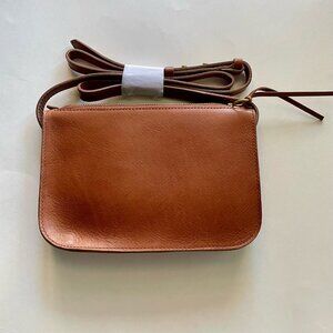 MADEWELL - Simple Crossbody Bag Brown Leather  9"1/2 x7"